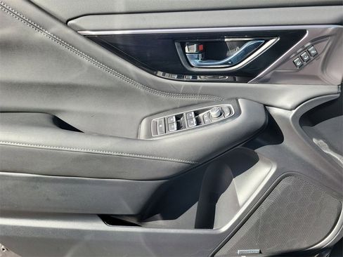 Used 2025 Subaru Outback Touring image 15