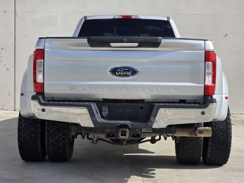 Used 2017 Ford F350 Lariat w/ Chrome Package AWD/4WD image 4