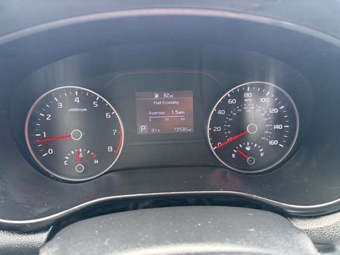 Used 2022 Kia Sportage LX image 8