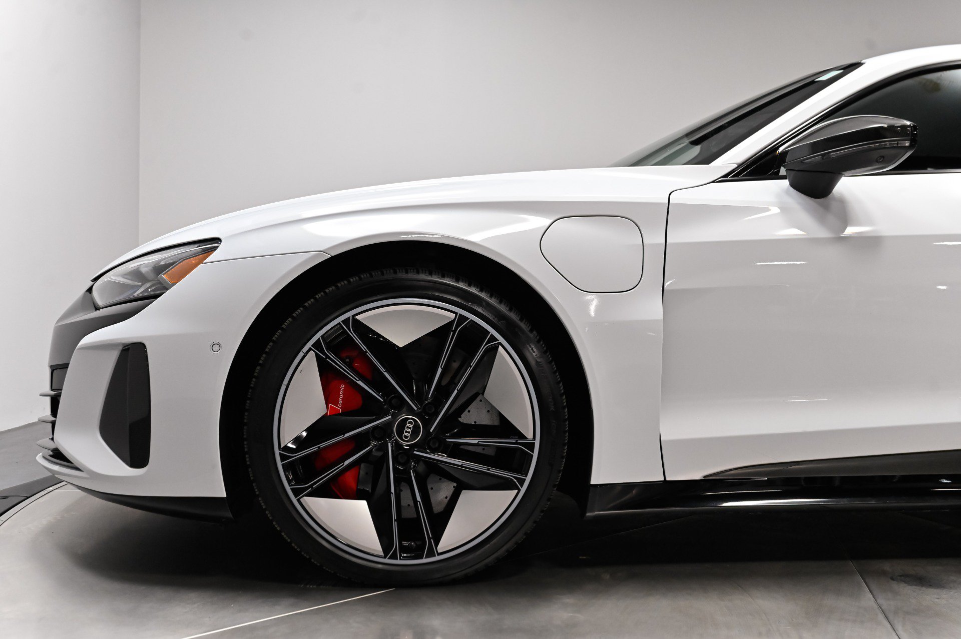 Used 2022 Audi RS e-tron GT w/ Year 1 Package AWD/4WD image 20