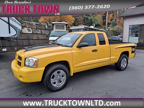 Used 2006 Dodge Dakota SLT w/ R/T Group image 9