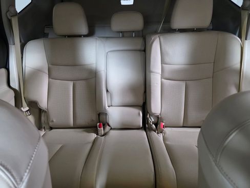 Used 2015 Nissan Murano SL w/ SL Technology Package AWD/4WD image 16