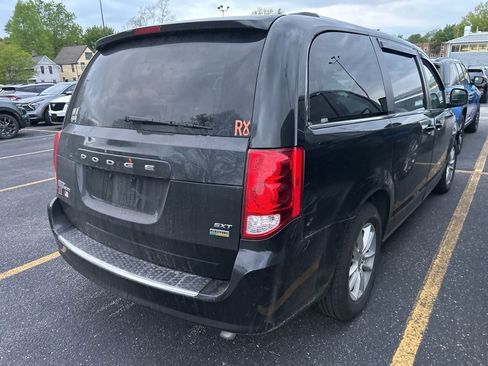 Used 2019 Dodge Grand Caravan SXT FWD image 6