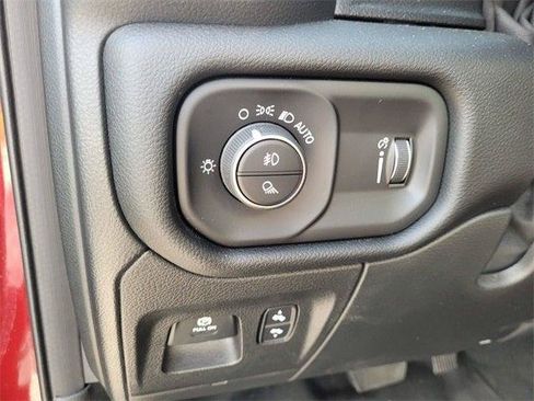 Certified 2022 RAM 1500 Big Horn RWD image 24