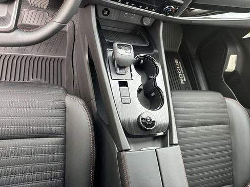 New 2026 Nissan Rogue SV AWD/4WD image 23