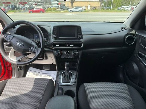 Used 2020 Hyundai Kona SE image 37