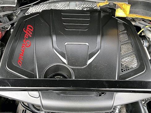 Used 2019 Alfa Romeo Stelvio Ti Lusso w/ Quick Order Package 22X Lusso image 31