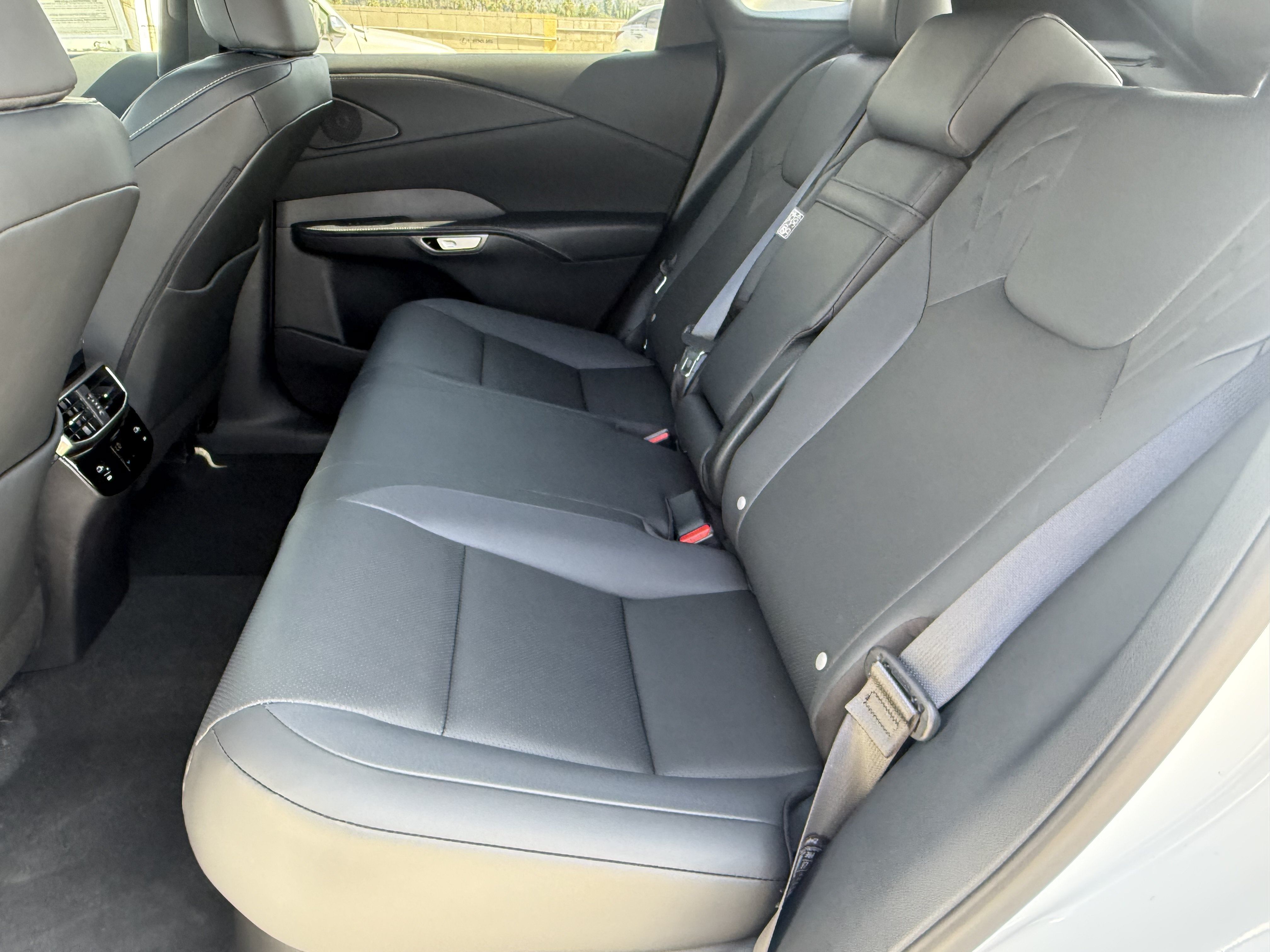 Certified 2025 Lexus RX 350 F Sport w/ Convenience Package FWD image 26
