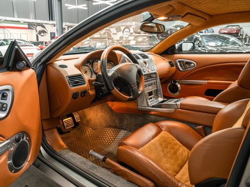 Used 2003 Aston Martin Vanquish RWD image 22