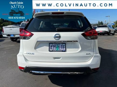 Used 2018 Nissan Rogue S AWD/4WD image 9