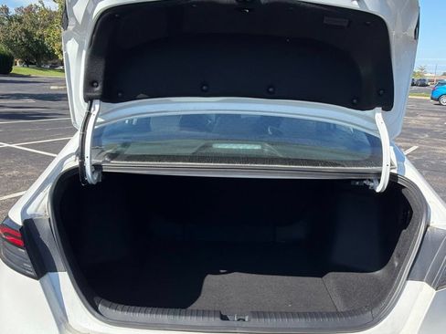 Certified 2025 Honda Accord LX image 8