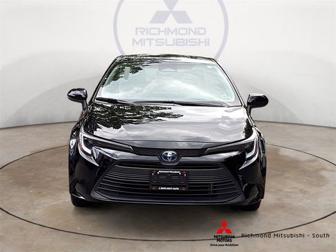 Used 2024 Toyota Corolla LE image 8