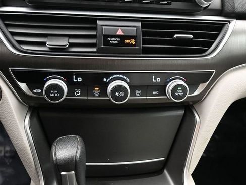 Used 2019 Honda Accord LX image 18