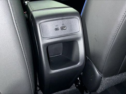 Used 2025 Buick Envista Sport Touring w/ Convenience I Package FWD image 31