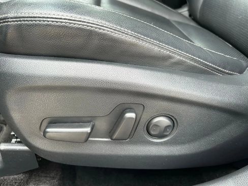 Used 2021 Kia Sportage S w/ S FWD Premium Package image 32