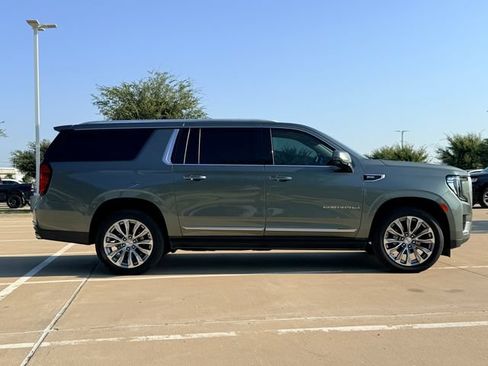 Used 2024 GMC Yukon XL Denali RWD image 14