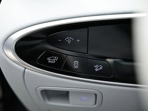 New 2026 Genesis GV70 2.5T Advanced AWD/4WD image 19