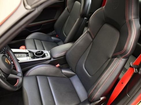 Used 2021 Porsche 911 Targa 4S Heritage Design image 42