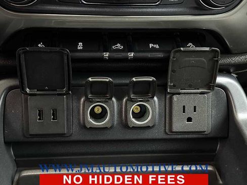 Used 2019 Chevrolet Silverado 2500 LTZ w/ Vortec Plus Package AWD/4WD image 34