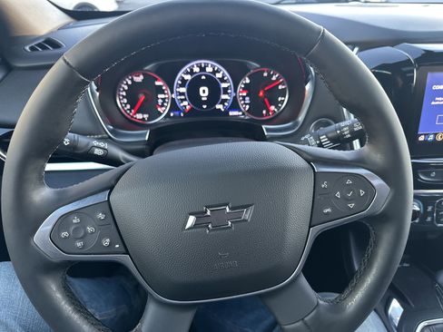 Certified 2023 Chevrolet Traverse Premier w/ Redline Edition image 13