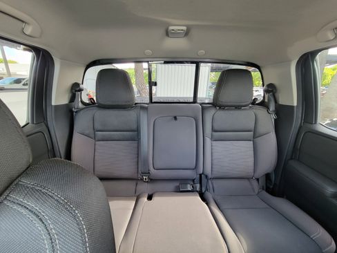 Used 2022 Nissan Frontier SV image 13