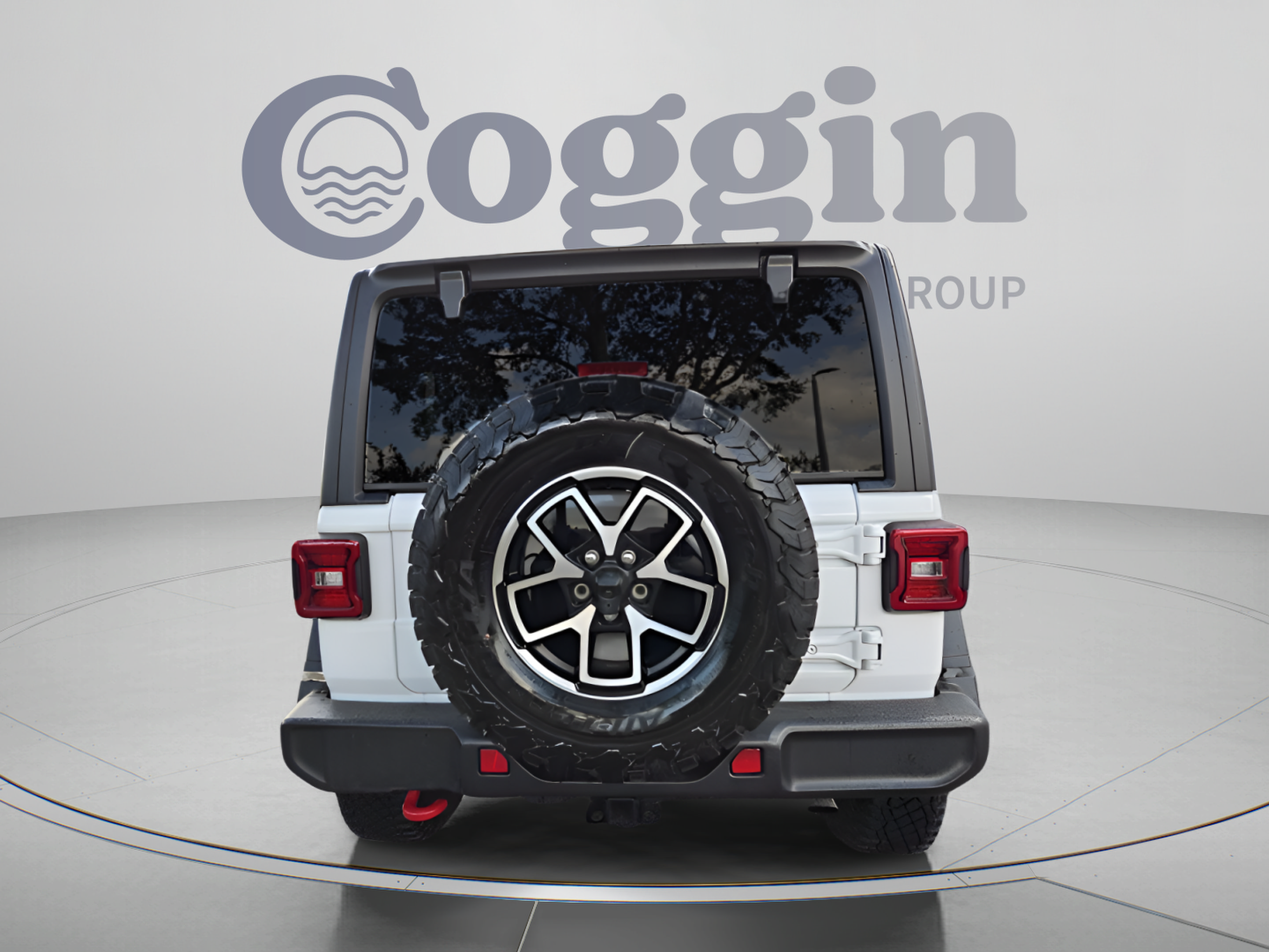 Used 2025 Jeep Wrangler Unlimited Rubicon AWD/4WD image 4