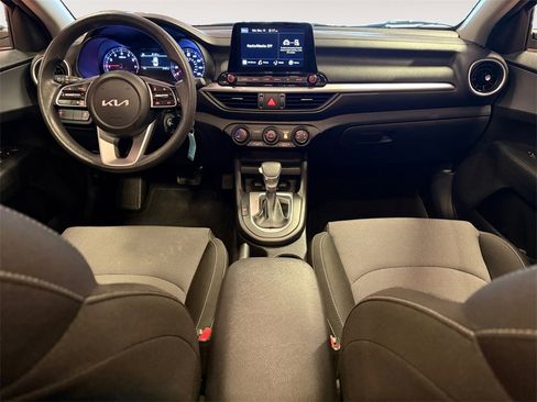 Used 2023 Kia Forte LXS image 10