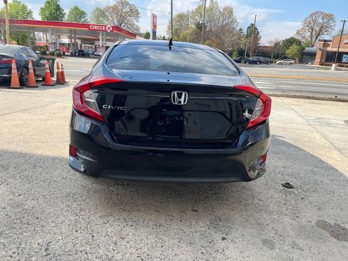 Used 2017 Honda Civic EX image 5