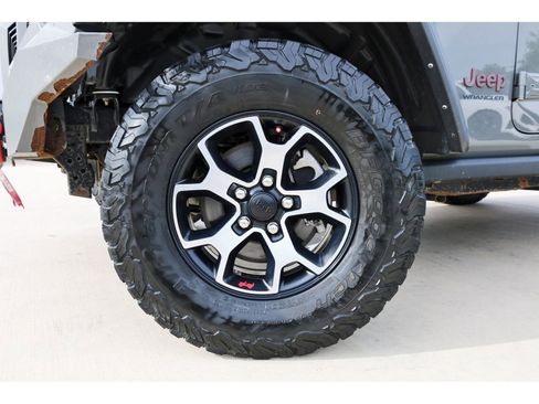 Used 2021 Jeep Wrangler Rubicon AWD/4WD image 30