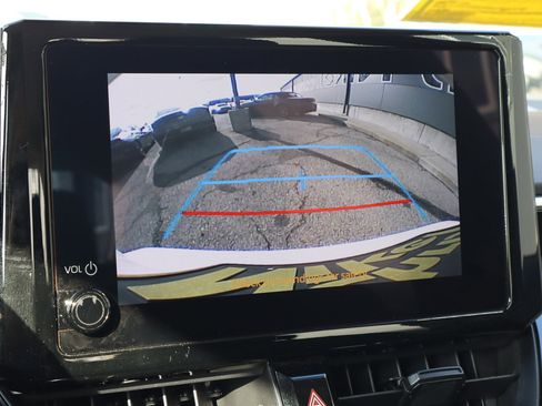 Used 2025 Toyota Corolla LE FWD image 12