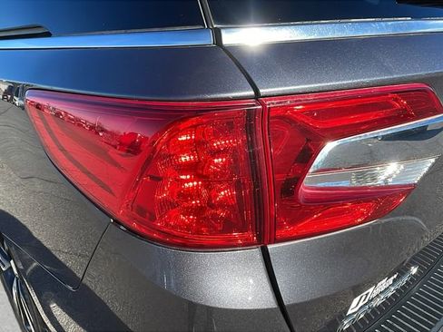 Used 2019 Honda Odyssey Elite image 11