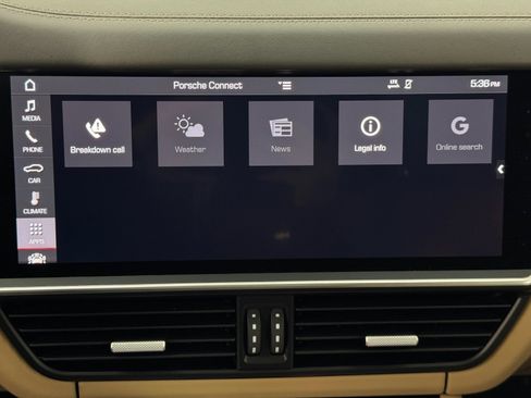 Used 2019 Porsche Cayenne Turbo image 29