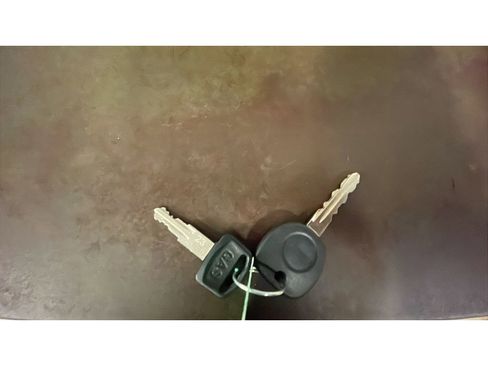 Used 2002 Chevrolet S10 Pickup LS w/ LS Preferred Equipment Group image 17