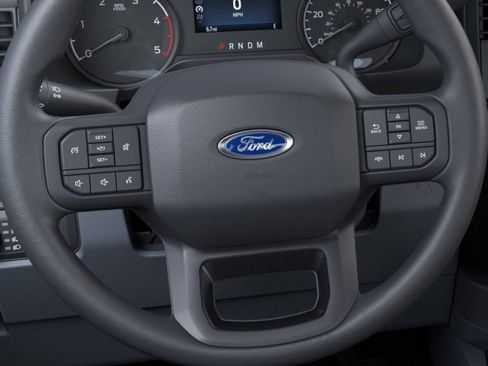 New 2026 Ford F250 XLT w/ FX4 Off-Road Package AWD/4WD image 14