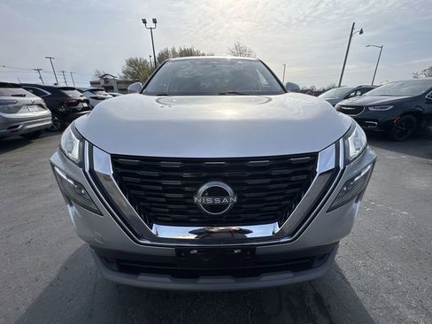 Used 2023 Nissan Rogue SV image 25