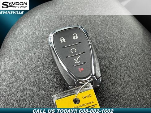 Used 2021 Chevrolet Equinox LT image 16
