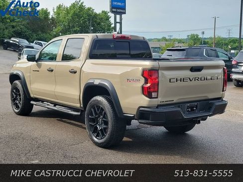 Used 2023 Chevrolet Colorado Trail Boss w/ LPO, Dark Essentials Package AWD/4WD image 3