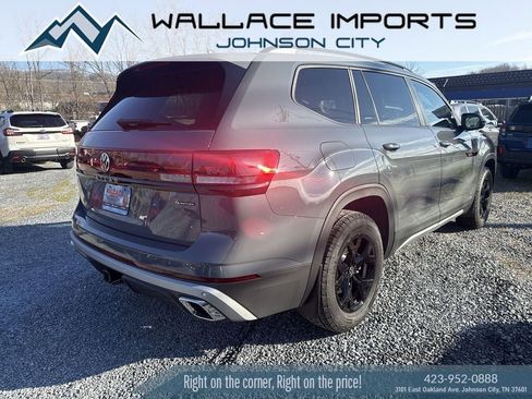 New 2026 Volkswagen Atlas Peak Edition AWD/4WD image 4