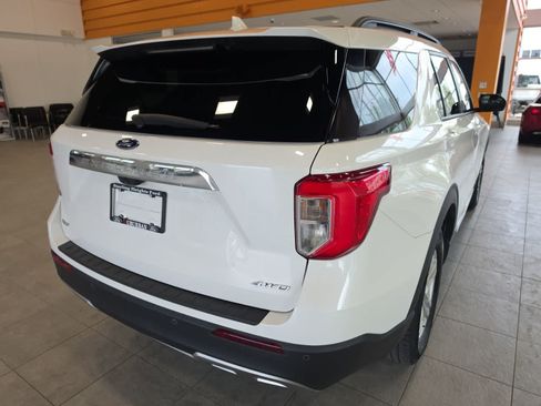 Used 2023 Ford Explorer XLT w/ Equipment Group 202A AWD/4WD image 8