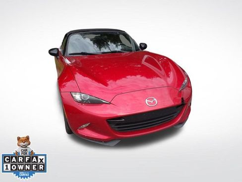 Used 2016 MAZDA MX-5 Miata Sport RWD image 4