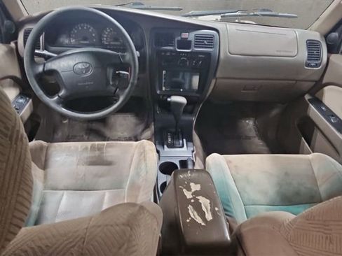 Used 2001 Toyota 4Runner SR5 RWD image 13