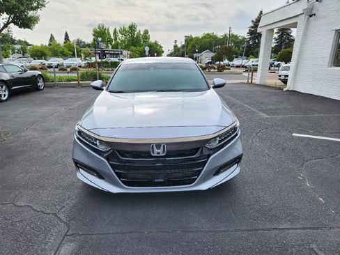 Used 2019 Honda Accord Sport image 8