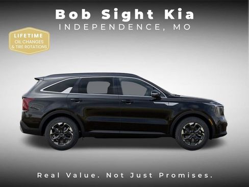 New 2026 Kia Sorento S w/ S Panoramic Sunroof Package image 7