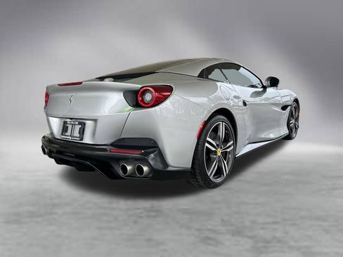 Used 2019 Ferrari Portofino RWD image 6
