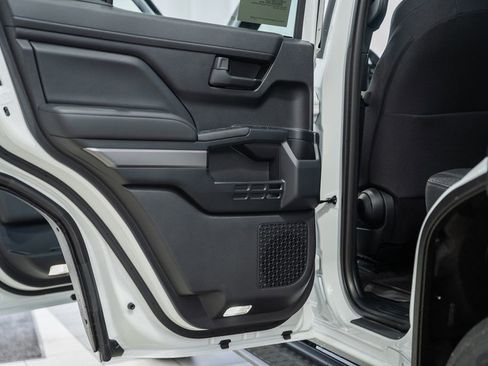 New 2026 Toyota 4Runner SR5 image 34