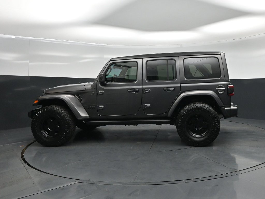 Used 2020 Jeep Wrangler Unlimited Sahara AWD/4WD image 22