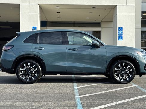 New 2026 Honda HR-V EX-L image 3