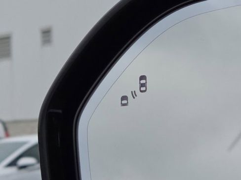 Used 2024 Lincoln Navigator Premiere image 14