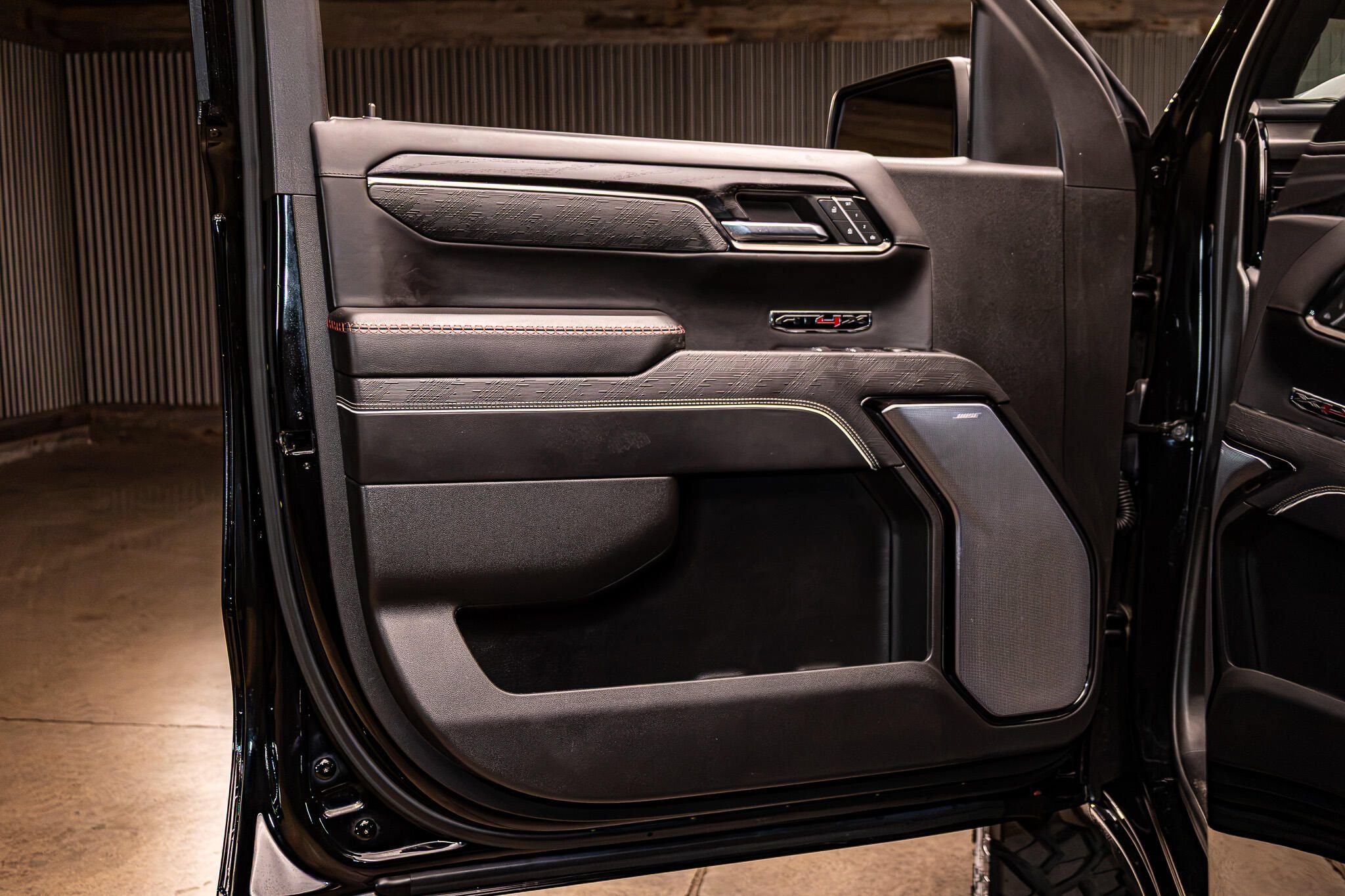 Used 2024 GMC Sierra 1500 AT4X AWD/4WD image 31