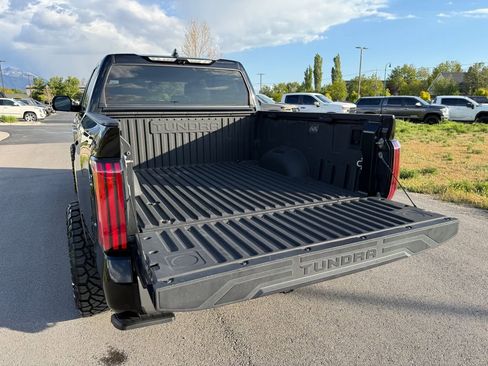 Used 2023 Toyota Tundra Limited AWD/4WD image 13